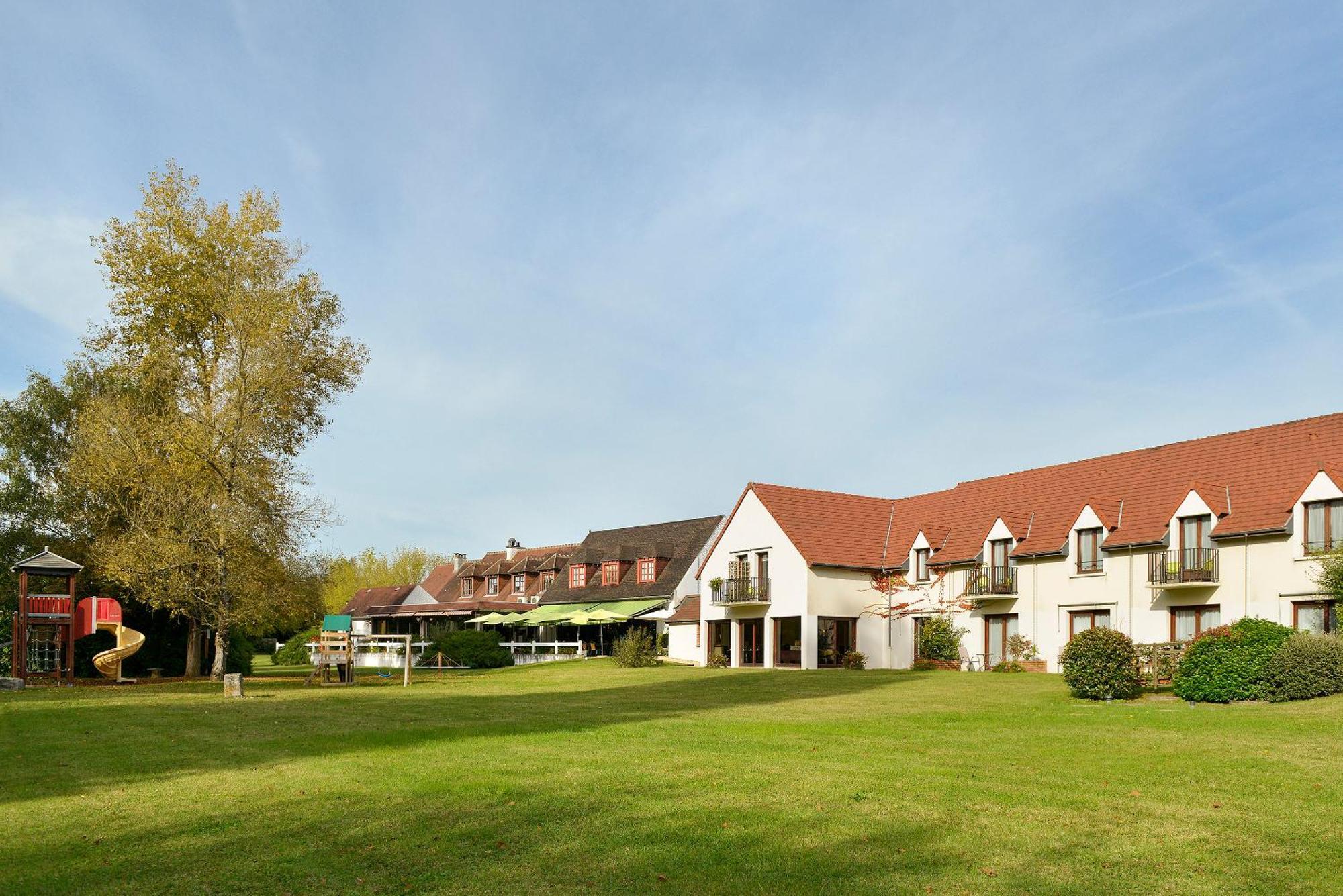 Hotel Restaurant Le Relais De Pouilly Екстериор снимка