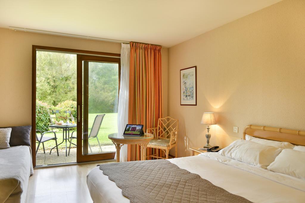 Hotel Restaurant Le Relais De Pouilly Екстериор снимка