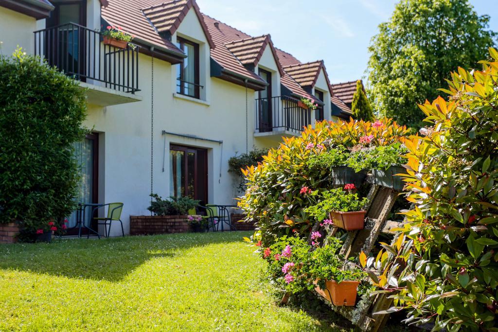 Hotel Restaurant Le Relais De Pouilly Екстериор снимка