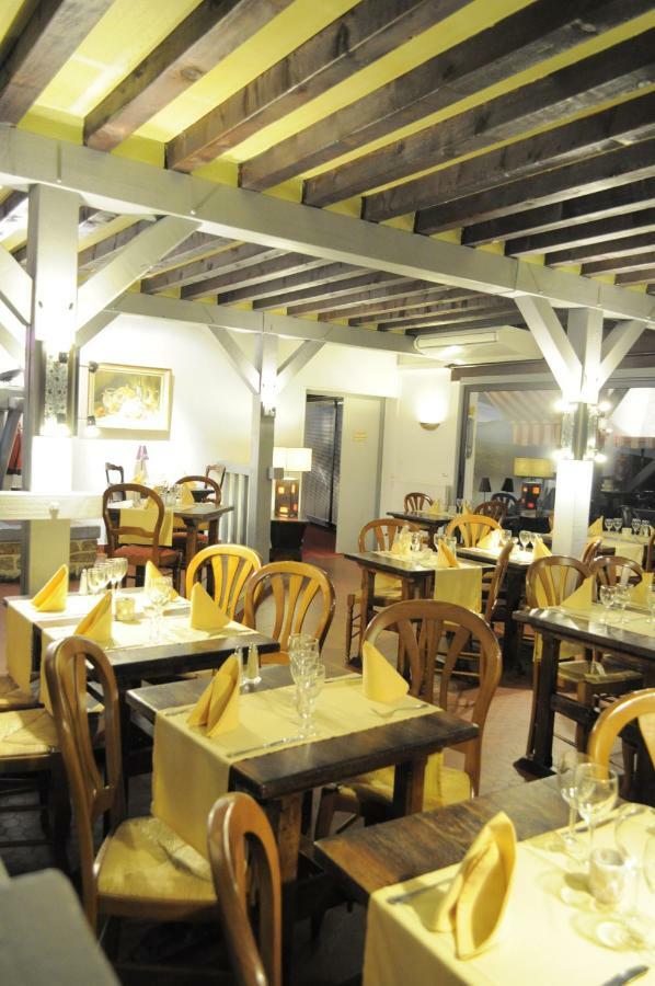 Hotel Restaurant Le Relais De Pouilly Екстериор снимка